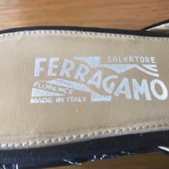 FERRAGAMO SANDALS/SLIDES (WEDGE HEEL) - Picture 7 of 9